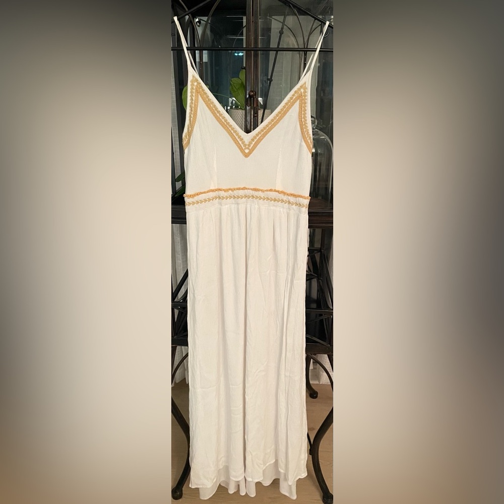 Japna White Top with Gold Accents